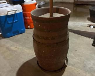 166 antiquewoodenbutterchurnwithdasher