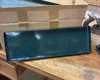 267 greenmetalplanttrays