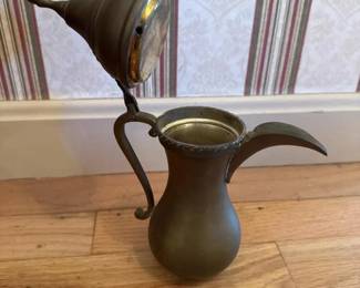 362 brasspitcherwithhingedlid