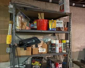 298 basementpickersshelflot