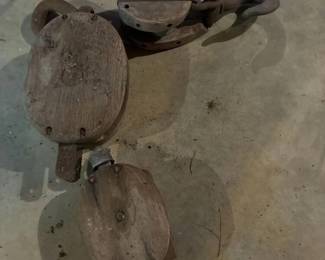304 vintagewoodenpulleyblockswithironh
