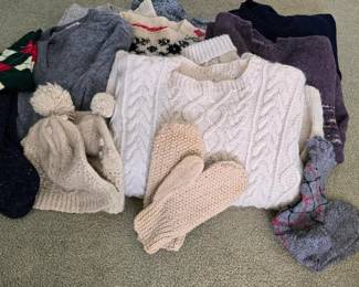 134 assortedwoolsweatersmittensandknit