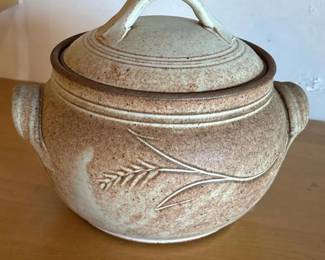 256 signedstudiopotteryliddedstonewarej
