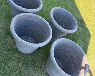 392 largeoutdoorplasticplanters
