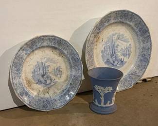 190 wedgwoodjasperwarevaseandlombardytr