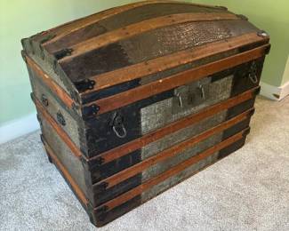 495 vintagedometopsteamertrunk