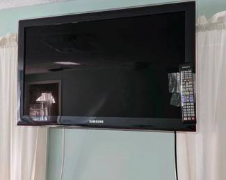 145 samsung32ledtv