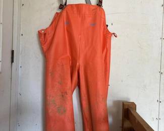325 grundnsherkulesorangefishingbibpan