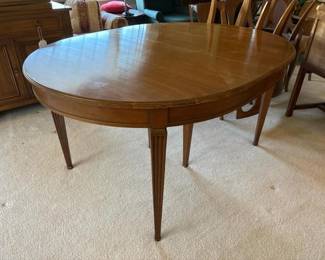 477 kindelfurniturediningtableandfivec