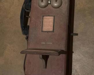 202 antiquewoodenwalltelephonewithcrank