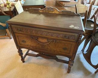 393 antiquesideboardbuffetinthejacobean