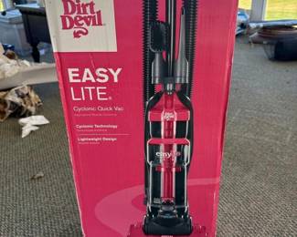 482 dirtdevileasylitecyclonicquickvac