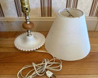 077 milkglasstablelampwithshade