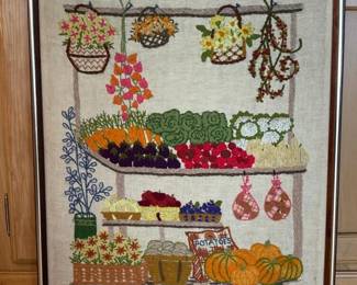 252 framedembroideredproducestandtextile