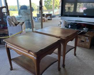 377 pairofcushmancolonialstylewoodenen