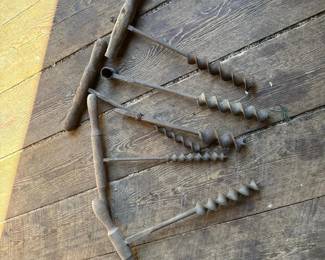 443 antiquehandaugerdrillswithwoodenha