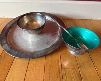 064 assortedsilverplateservingcollection