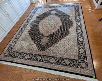 Room-size Persian-style medallion rug - ships