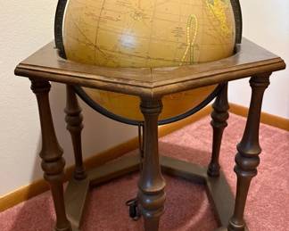 Vintage MidCentury Butler Lightened Globe on Stand