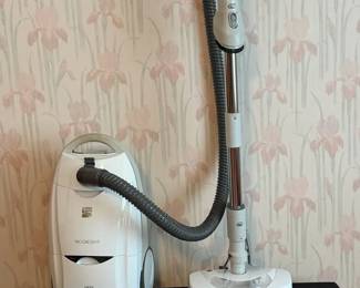 Kenmore Progressive Vacuum Cleaner