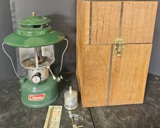09 Vintage Coleman Lantern with Carrying Case
