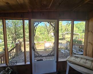 Screen door