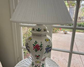 Vintage Chinoiserie Ginger Jar Porcelain Table Lamp