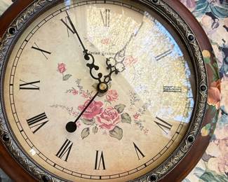 Victorian Trading Co. Rose Bouquet Wall Clock