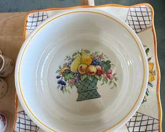 Villeroy & Boch Basket Pattern Serving Bowl and Platter