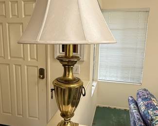 Neoclassical Style Brass Urn Table Lamp, Possibly Stiffel or Chapman Style