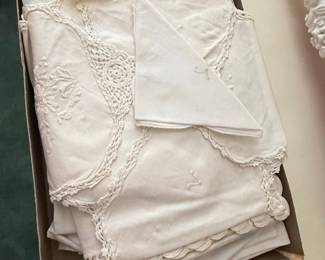 Vintage Embroidered Linen Tablecloth with Crochet Lace and Monogrammed Napkins