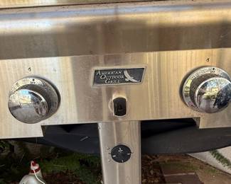 American Outdoor Grill (AOG) 24-Inch L-Series Pedestal Gas Grill