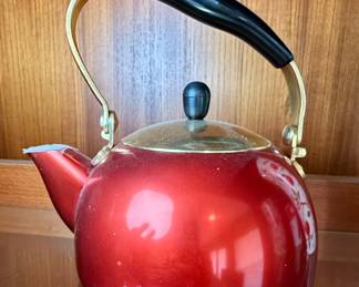 Vintage Ilovan Hoyang Tea Kettle