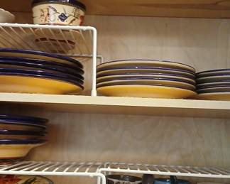 HD Designs Simone Floral Pattern Ceramic Dishes