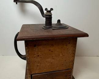 Vintage Style Box Coffee Mill Grinder