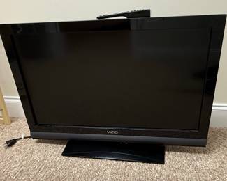 Vizio E320VA 32-Inch LCD Television