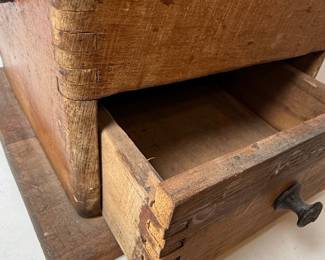 Vintage Style Box Coffee Mill Grinder