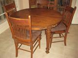 oak round table and chairs