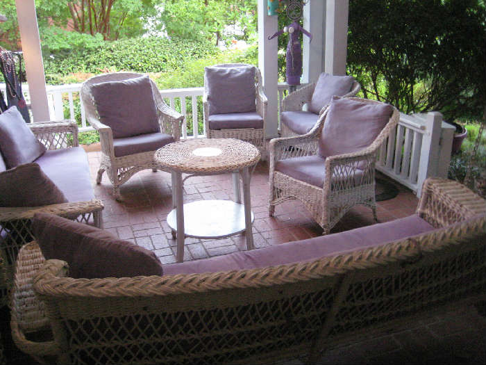 Belhaven Estate Sale in Jackson, MS starts on 10/5/2013