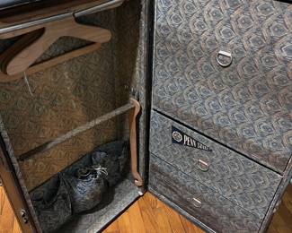 Steamer trunk