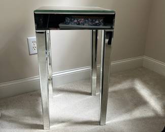 T50 - $30. Mirrored Side Table. Measures 14" x 14" x 25" Tall. Excellent condition.