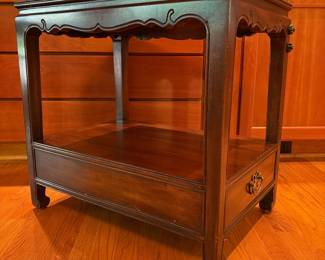 T8 - $75. Henredon Rectangular Side Table with Single Drawer. Measures 18" x 26" x 25.25" tall. Structurally sound, but significant wear on top.