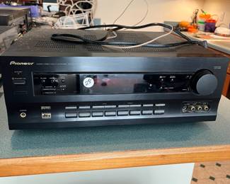 T82 - $25. Pioneer Audio Video Receiver Model VSX -D509S. Powers on.