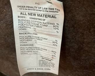 T39 - Free Loveseat. Has cat scratches. Bring help to move. 96" x 39" x 30"T, floor to seat 19".