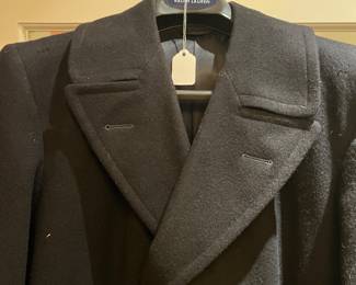 T124 - $65. Vintage US Navy Officer's Bridge Blue Overcoat 100% Wool Heavy Eagle Button Size 42L. Excellent condition.