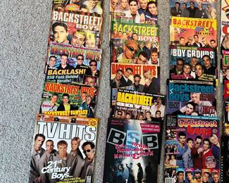 T122 - $100. Lot of 31 Backstreet Boys Magazines and Books Plus Some Accessories.
