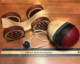 T31 - $35. 1988 Briere Folk Art Humpty Dumpty Toy. Excellent condition.