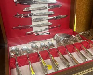 Holmes and Edward's "Deep Silver plate