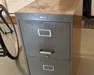 2-drawer filing cabinet