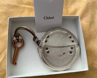 Chloe 